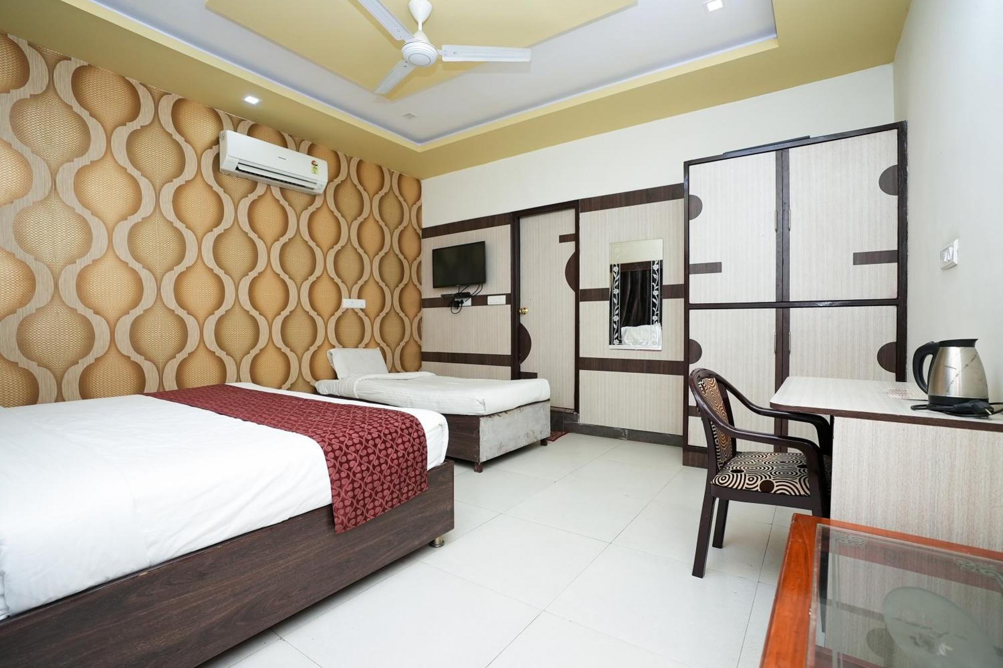 Hotel Opera Inn Near Central Bus Stand Udaipur Luaran gambar